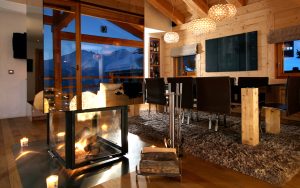 Chalet Spa Spacious Dining Area