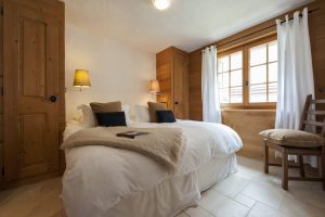 Chalet Max Double Bedroom
